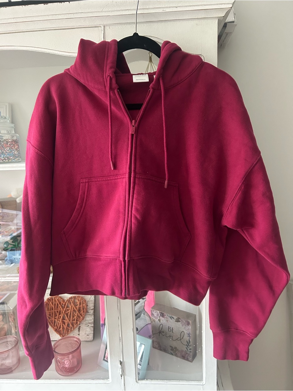 Aritzia / TNA boyfriend fit crop full zip hoodie